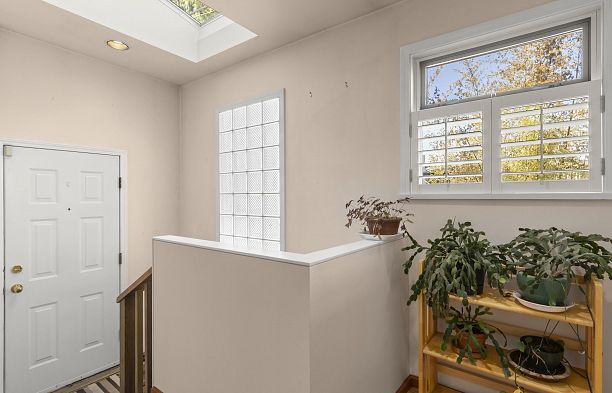 2929 W 24th Avenue Arbutus