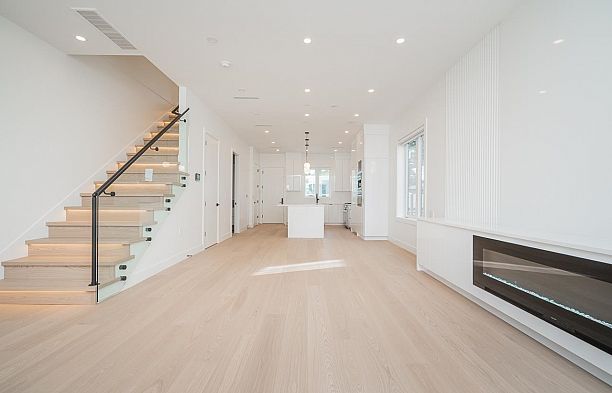 2621 Mcbain Avenue Quilchena