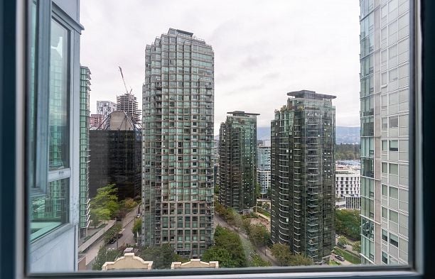 1903 1238 Melville Street Coal Harbour