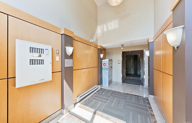 408 995 W 59th Avenue South Cambie