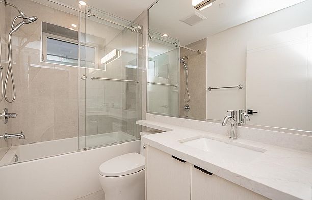 2621 Mcbain Avenue Quilchena