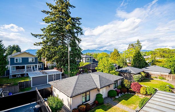 2621 Mcbain Avenue Quilchena