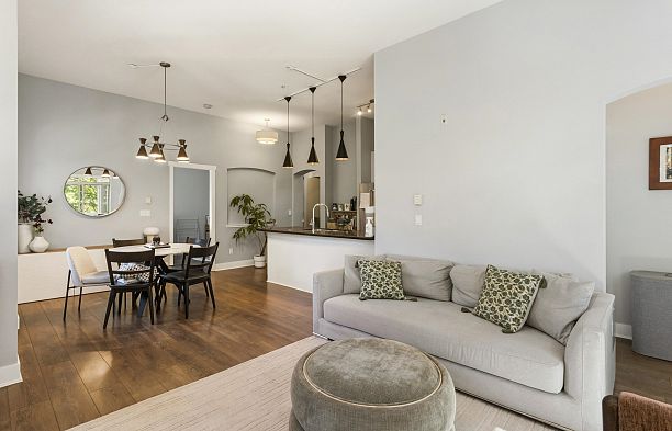 2408 4625 Valley Drive Quilchena