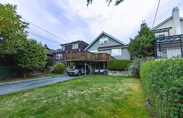 7455 West Boulevard S.W. Marine