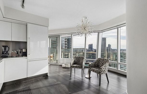 3902 1151 W Georgia Street Coal Harbour
