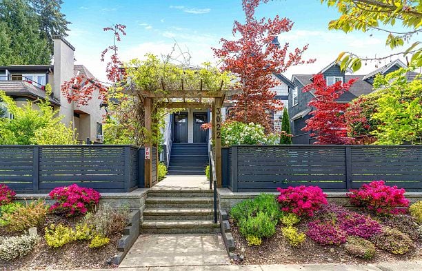 3022 W King Edward Avenue MacKenzie Heights