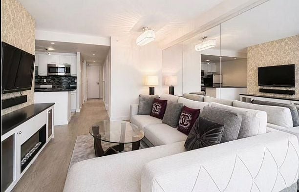 2509 1331 W Georgia Street Coal Harbour