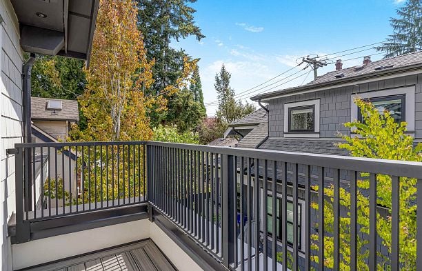 3022 W King Edward Avenue MacKenzie Heights