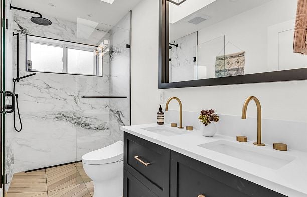 3022 W King Edward Avenue MacKenzie Heights