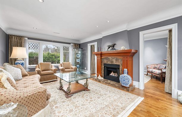 1957 Aspen Avenue Quilchena