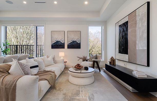 3 950 W 57th Avenue South Cambie