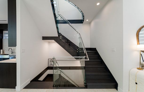 6007 Larch Street Kerrisdale