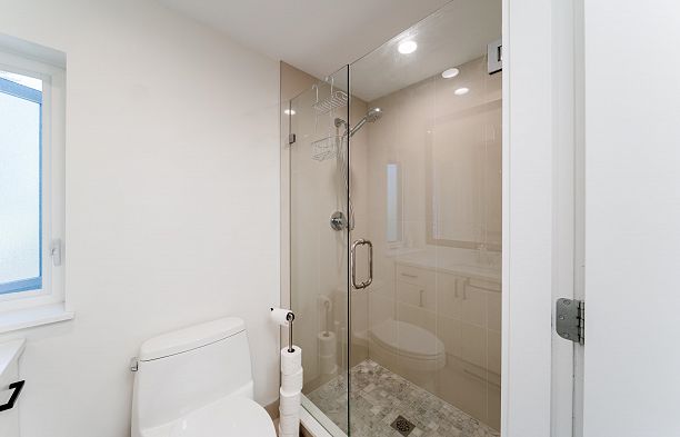 6007 Larch Street Kerrisdale