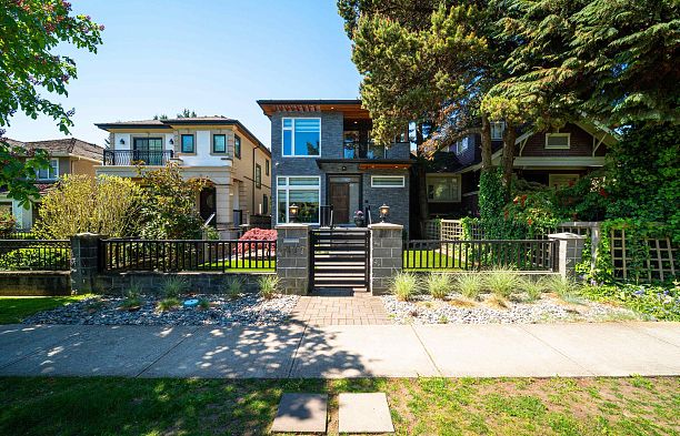6007 Larch Street Kerrisdale