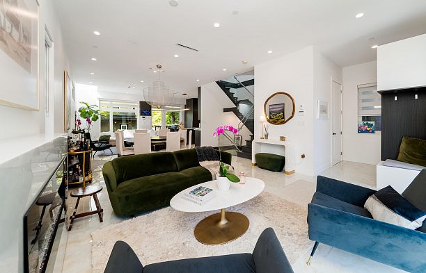 6007 Larch Street Kerrisdale