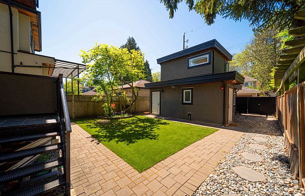 6007 Larch Street Kerrisdale