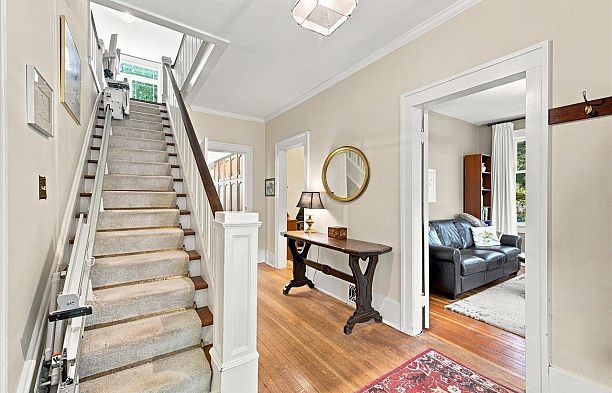6048 Elm Street Kerrisdale