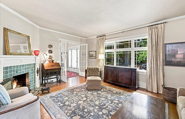 6048 Elm Street Kerrisdale