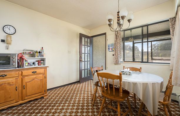 1594 W 68th Avenue S.W. Marine