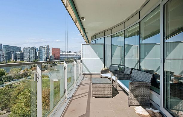 906 181 W 1st Avenue False Creek