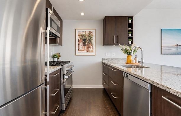 1502 138 W 1st Avenue False Creek