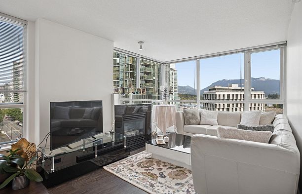 1005 1328 W Pender Street Coal Harbour