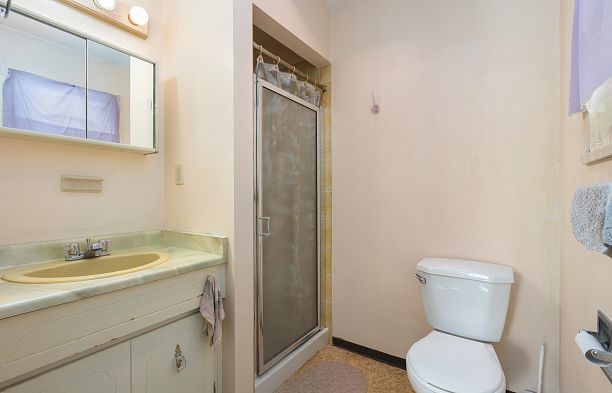1594 W 68th Avenue S.W. Marine