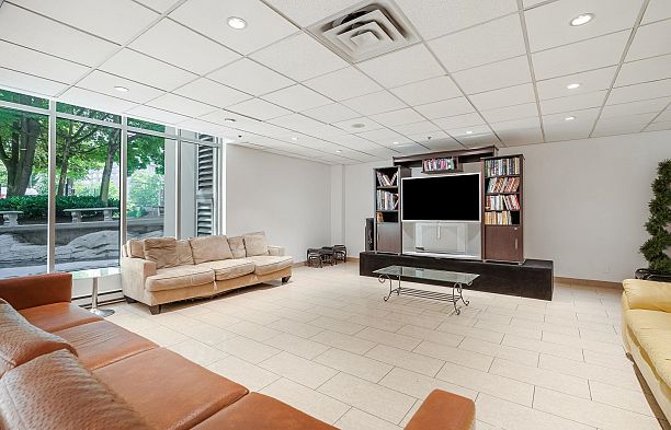 1005 1328 W Pender Street Coal Harbour
