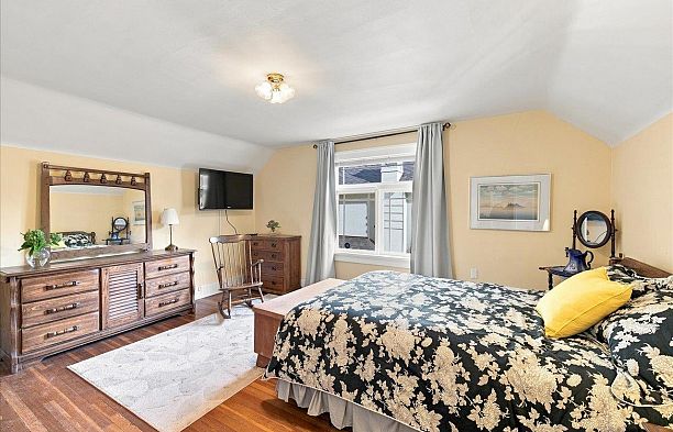 6048 Elm Street Kerrisdale