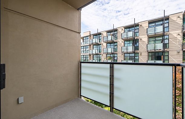 322 8988 Hudson Street Marpole
