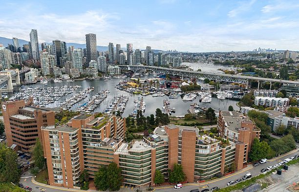 205 1470 Pennyfarthing Drive False Creek