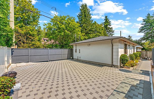 2867 W 44th Avenue Kerrisdale