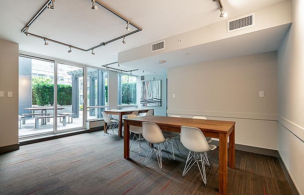 524 1783 Manitoba Street False Creek