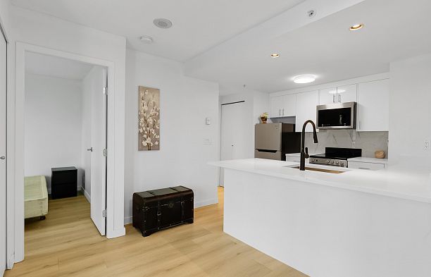 501 1331 W Georgia Street Coal Harbour