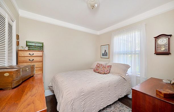 81 E 19th Avenue Main
