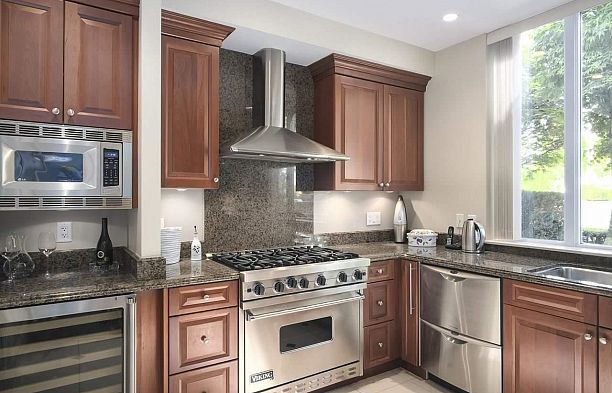 410 Beach Crescent Yaletown