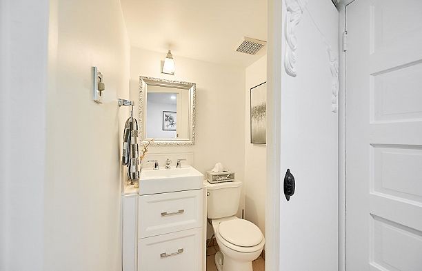 81 E 19th Avenue Main