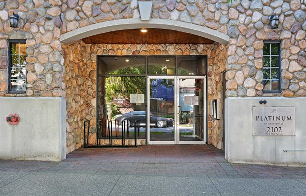 102 2102 W 38th Avenue Kerrisdale