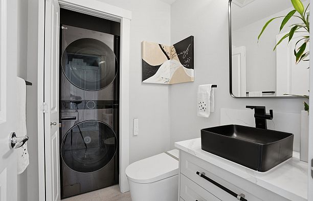 PH711 4759 Valley Drive Quilchena