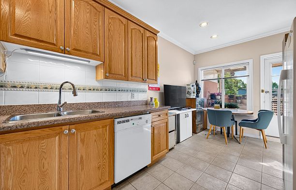 650 W 70th Avenue Marpole