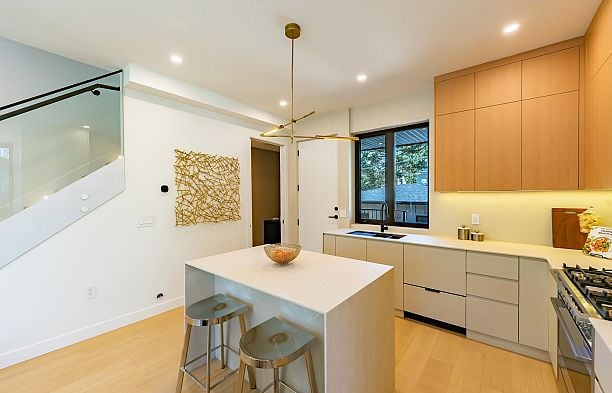 6577 Lime Street S.W. Marine