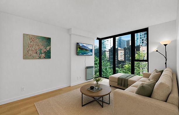 501 1331 W Georgia Street Coal Harbour