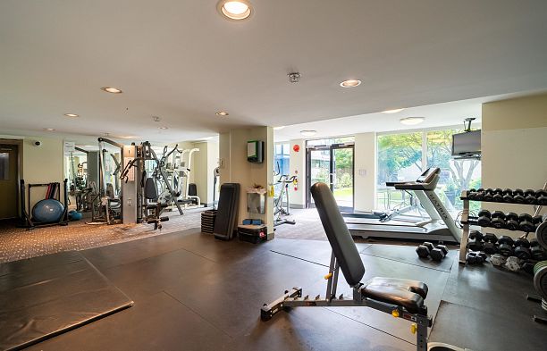 322 8988 Hudson Street Marpole