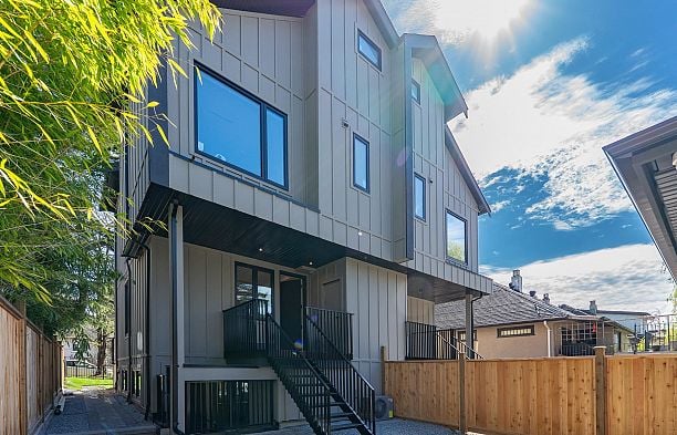 6577 Lime Street S.W. Marine