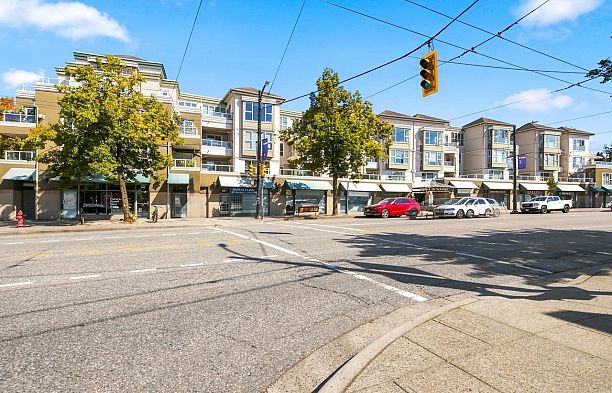 412 3480 Main Street Main
