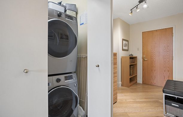 602 1490 Pennyfarthing Drive False Creek