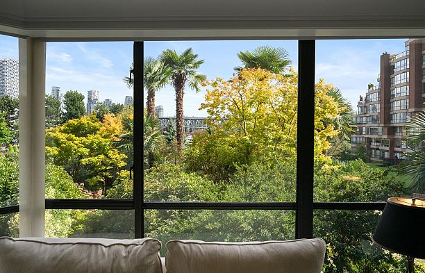 205 1470 Pennyfarthing Drive False Creek