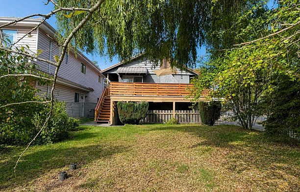 6175 Quebec Street Main