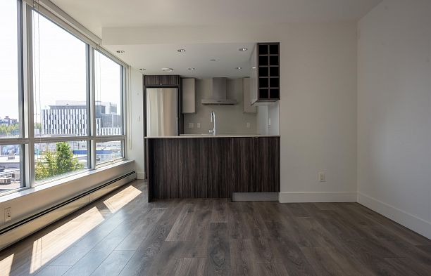 706 1788 Columbia Street False Creek