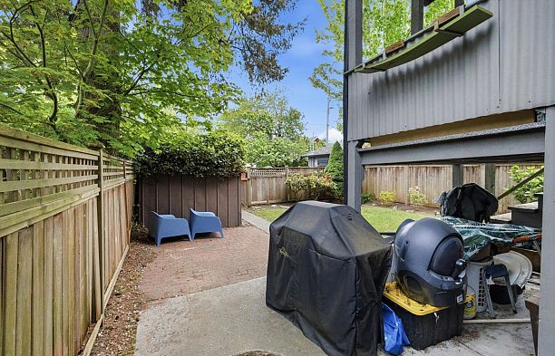 21 E 22nd Avenue Main
